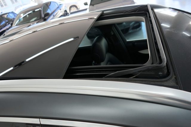 MERCEDES-BENZ GLC 250 10
