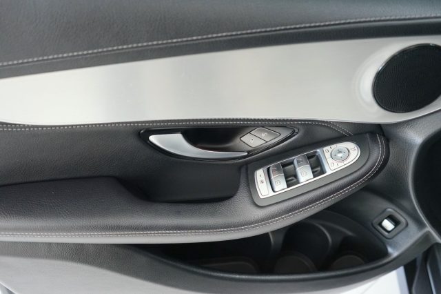 MERCEDES-BENZ GLC 250 35