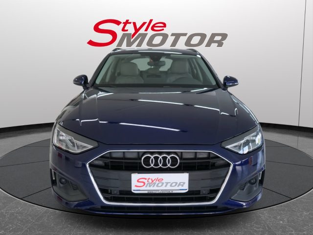 AUDI A4 0
