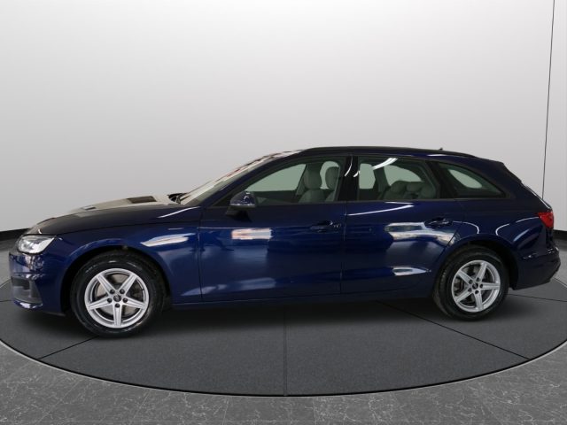 AUDI A4 23