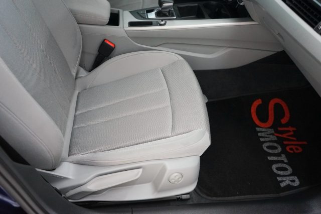 AUDI A4 37