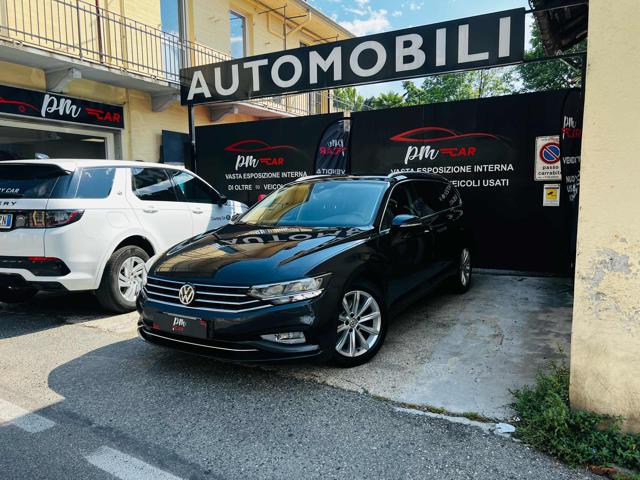 VOLKSWAGEN Passat Variant Grigio metallizzato