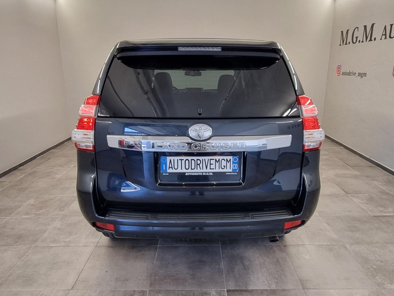 TOYOTA Land Cruiser 3.0 D4-D A/T 5 porte Style IVA ESPOSTA - 3