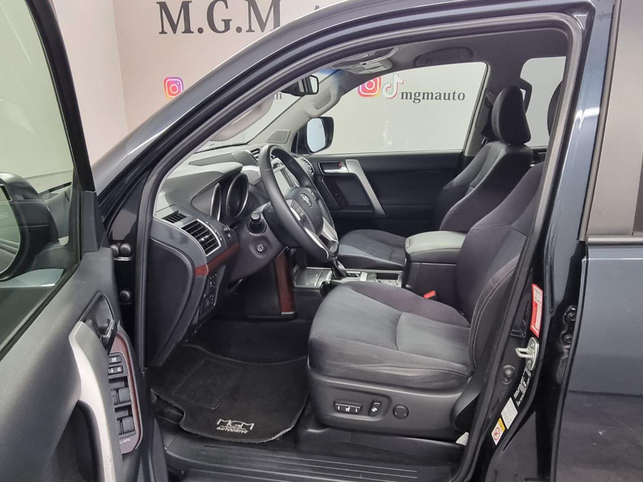 TOYOTA Land Cruiser 3.0 D4-D A/T 5 porte Style IVA ESPOSTA - 8