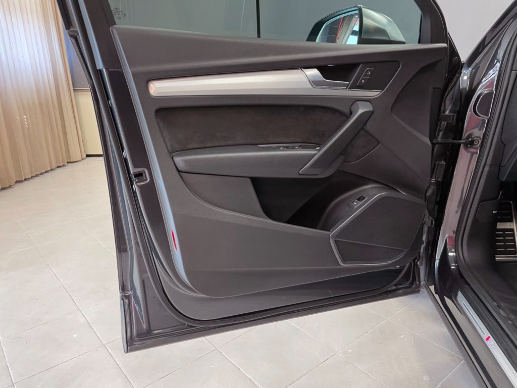 AUDI SQ5 TDI quattro tiptronic sport attitude - 40