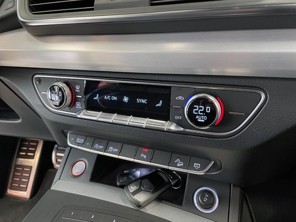 AUDI SQ5 TDI quattro tiptronic sport attitude - 52