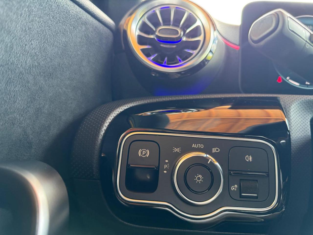 MERCEDES-BENZ A 180 d Automatic AMG  Premium - 42