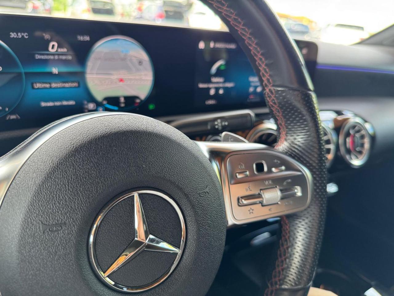 MERCEDES-BENZ A 180 d Automatic AMG  Premium - 25