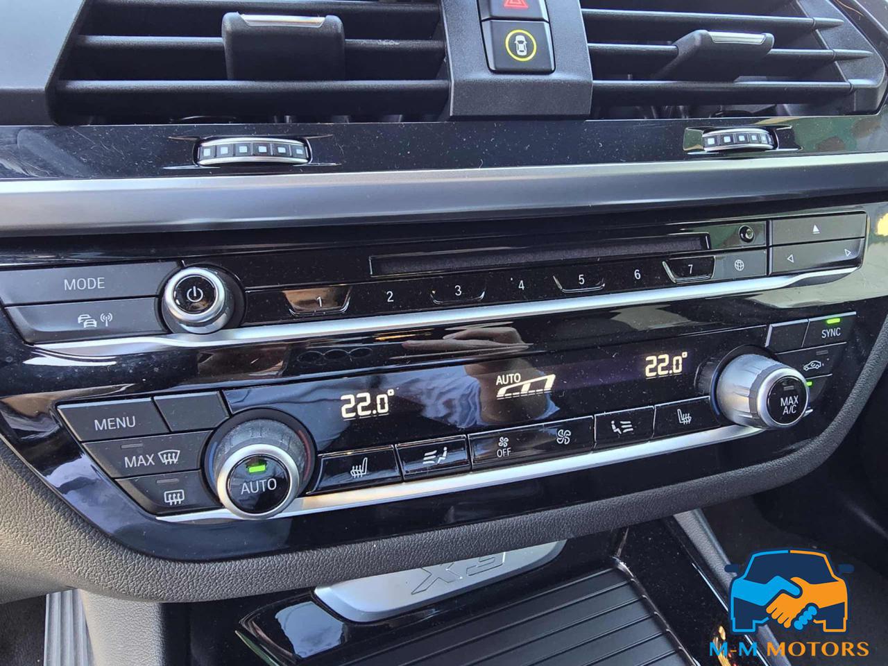 BMW X3 xDrive20i Business Advantage - 15