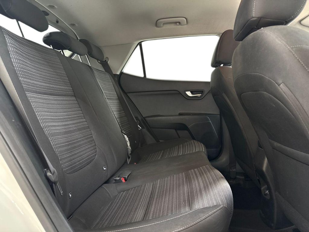 KIA Stonic 1.0 T-GDi 100 CV MHEV MT Style - 11