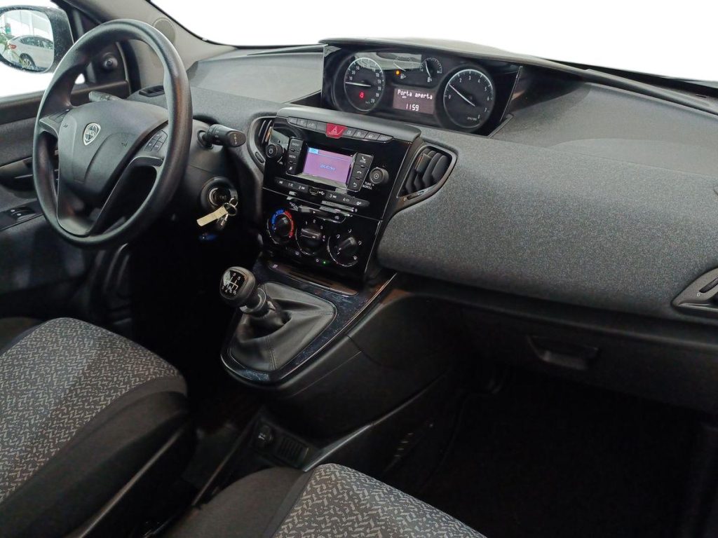 LANCIA Ypsilon 1.0 FireFly 5 porte S&S Hybrid Silver - 9