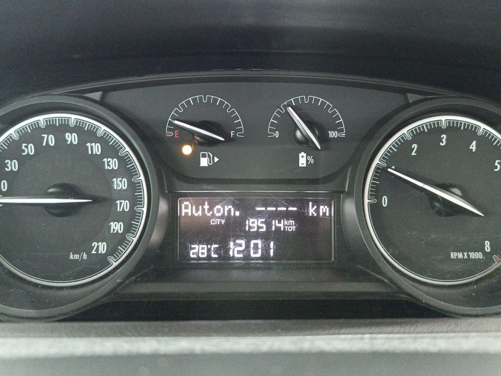 LANCIA Ypsilon 1.0 FireFly 5 porte S&S Hybrid Silver - 15