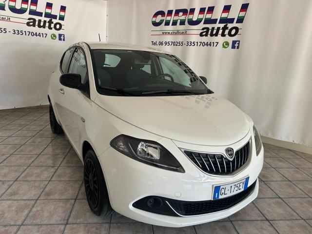 LANCIA Ypsilon Bianco perlato
