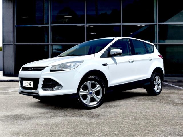 FORD Kuga Bianco pastello