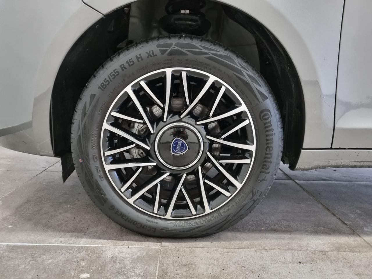 LANCIA Ypsilon 1.0 FireFly 5 porte S&S Hybrid Platino - 15