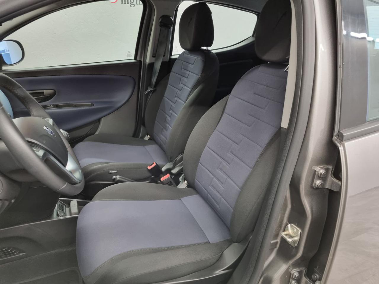 LANCIA Ypsilon 1.0 FireFly 5 porte S&S Hybrid Platino - 21