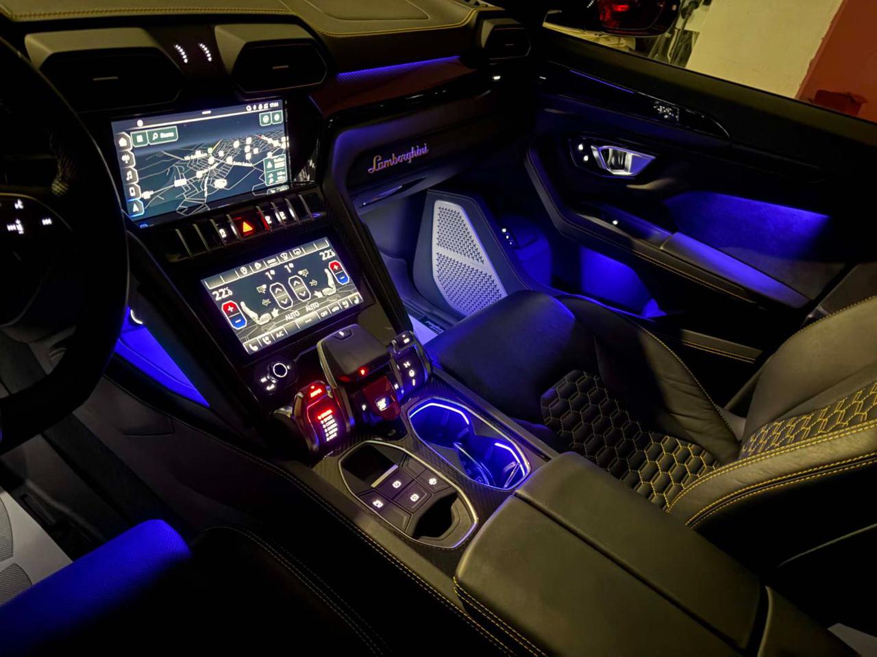 LAMBORGHINI Urus 4.0 V8 TETTO-CERCHI 23PACK CARBONIO-BANG&OLUFSEN - 59