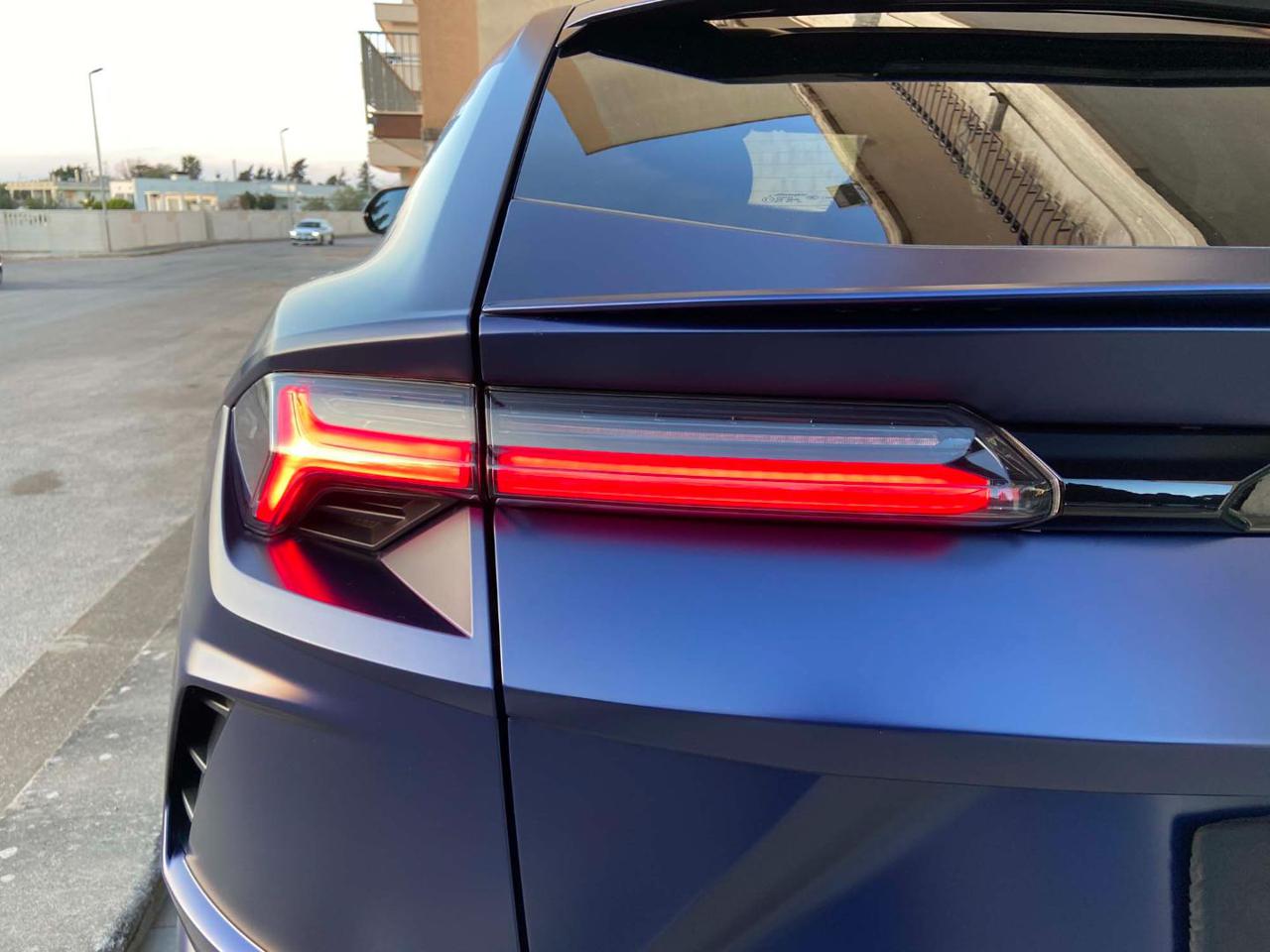 LAMBORGHINI Urus 4.0 V8 TETTO-CERCHI 23PACK CARBONIO-BANG&OLUFSEN - 57