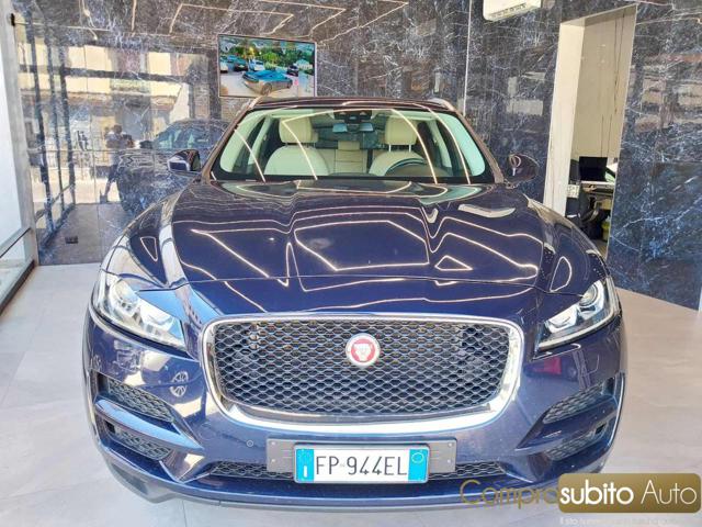 JAGUAR F-Pace Blu pastello