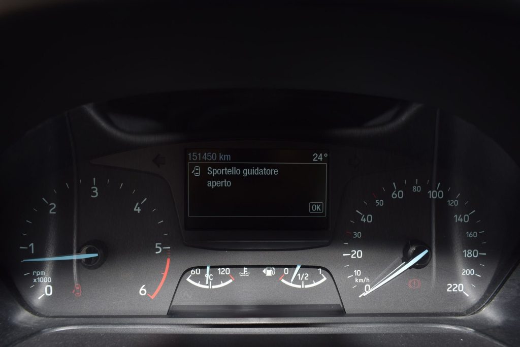 FORD Fiesta 1.5 TDCi 120 CV 5 porte ST-Line IVA ESPOSTA - 12