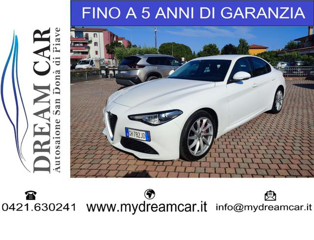 ALFA ROMEO Giulia Bianco pastello