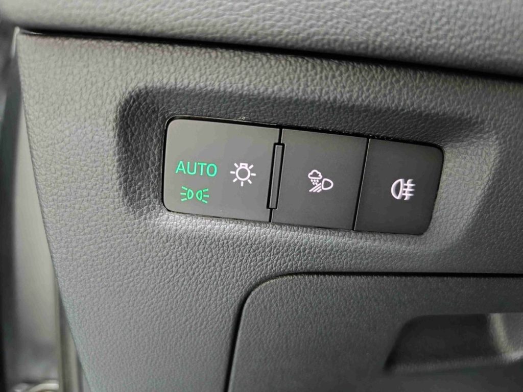 SKODA Octavia 1.5 TSI ACT Hybrid 115 CV DSG Wagon Style - 17