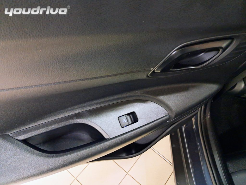 HYUNDAI Bayon / 1.2 GPL MT XLine KM0 - 14