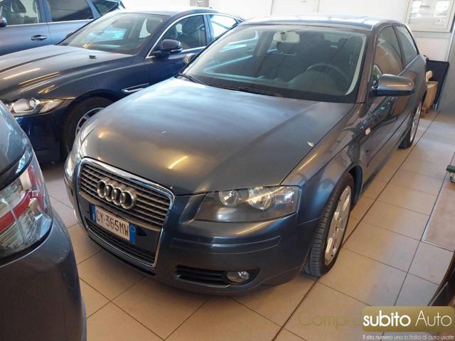 AUDI A3 Grigio scuro pastello
