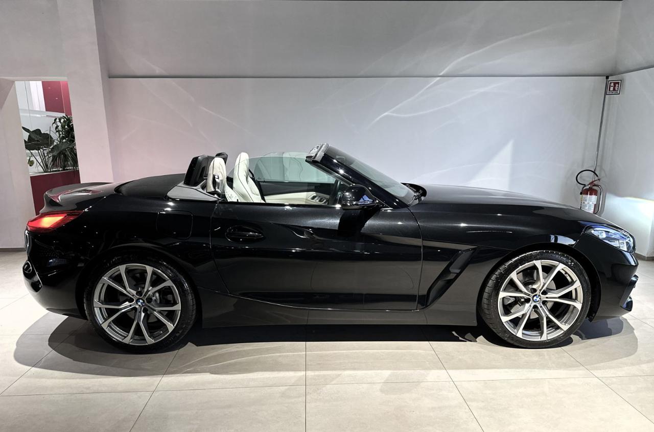 BMW Z4 sDrive 20i Sport (Virtual/APP/LED/Pelle/Auto) - 16