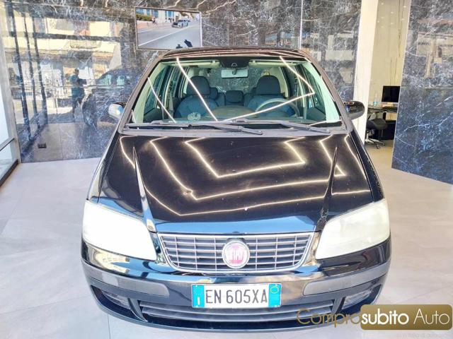 FIAT Idea Noir Pastel