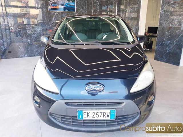 FORD Ka+ Black pastel