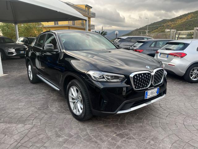 BMW X4 Nero metallizzato