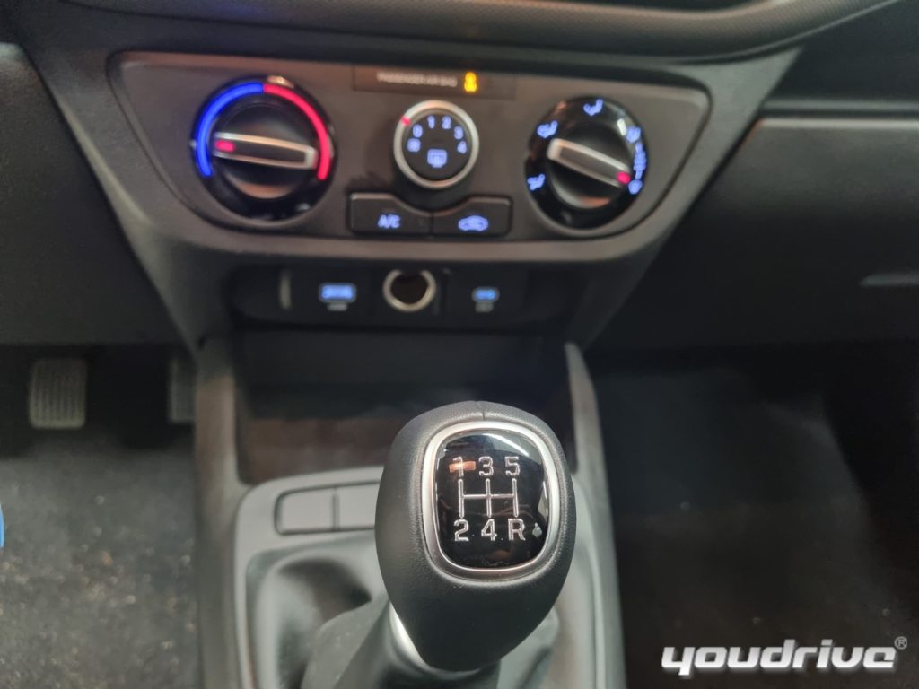 HYUNDAI i10 / 1.0 GPL ORIGINALE CASA Connectline KM0 - 14