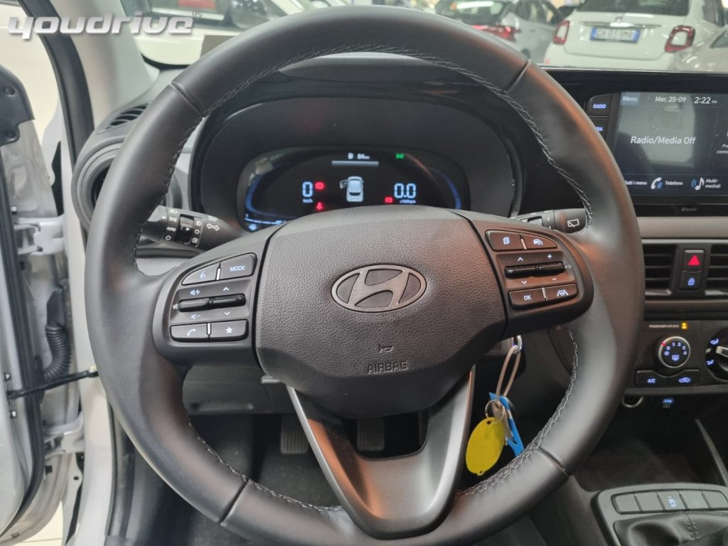 HYUNDAI i10 / 1.0 GPL ORIGINALE CASA Connectline KM0 - 11
