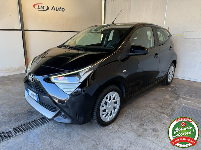 TOYOTA Aygo Nero metallizzato