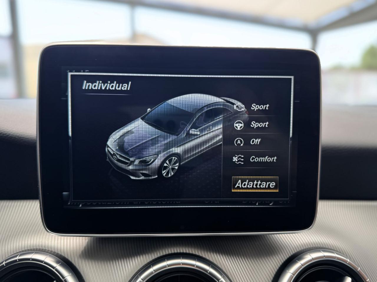 MERCEDES-BENZ CLA 220 d 177cv Automatic Sport (Tetto/App/Led/Pelle) - 28