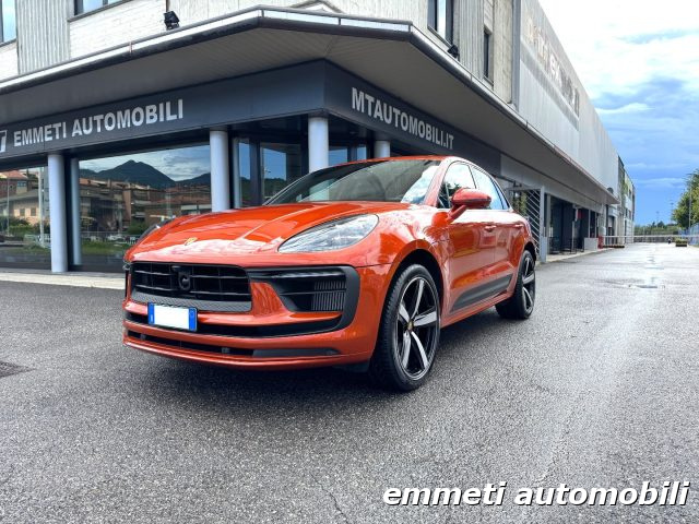 PORSCHE Macan Orange metallizzato