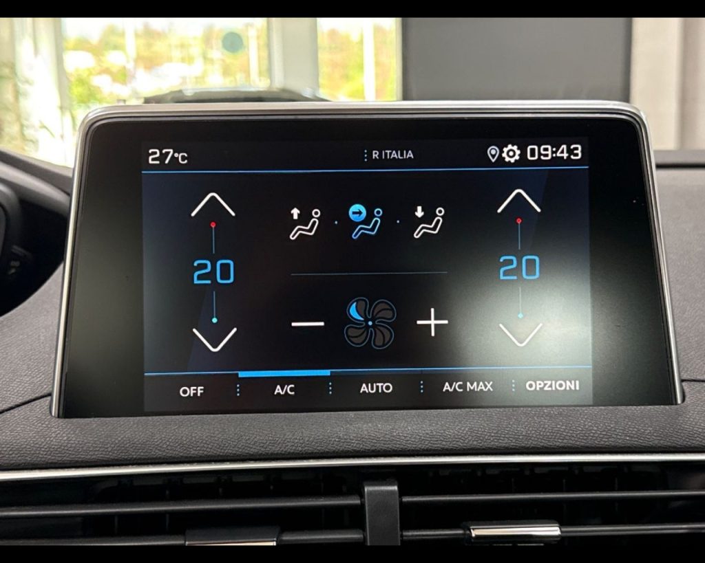 PEUGEOT 3008 BlueHDi 130 S&S Active - 16