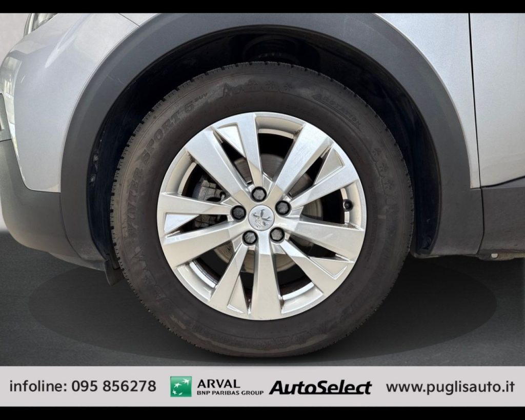 PEUGEOT 3008 BlueHDi 130 S&S Active - 19