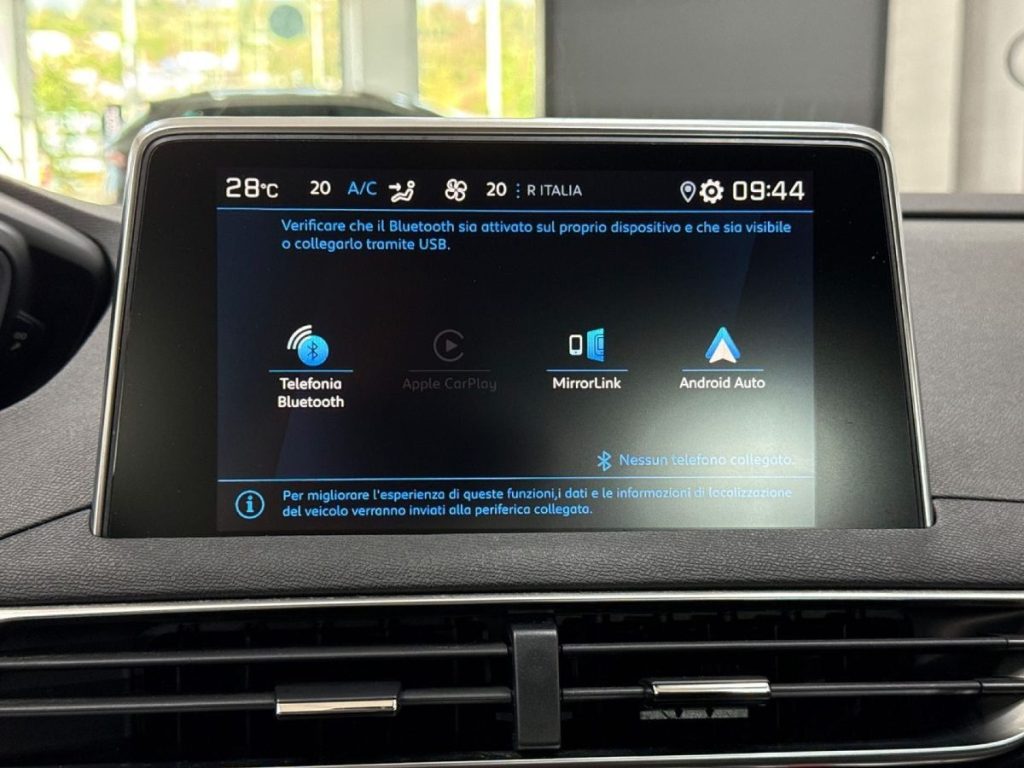 PEUGEOT 3008 BlueHDi 130 S&S Active - 18