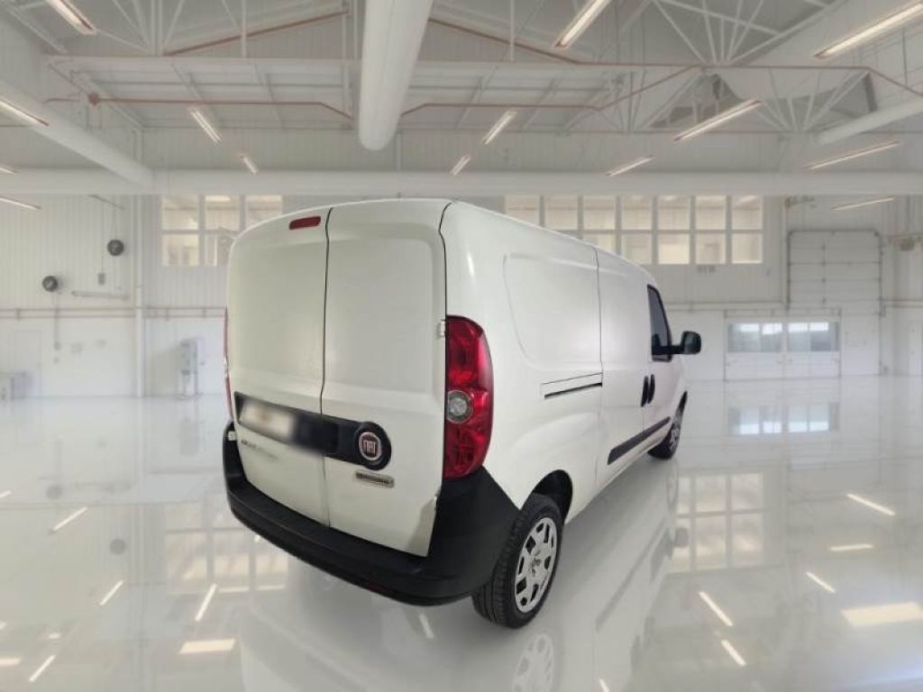 FIAT Doblo Doblò 1.6 MJT 120CV S&S PL-TN Cargo Maxi Lounge - 4