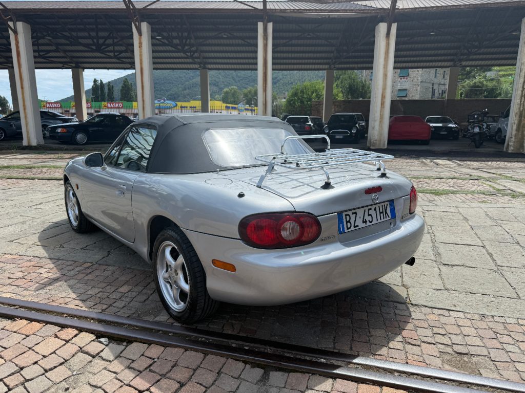 MAZDA MX-5 1.6i 16V cat - 5