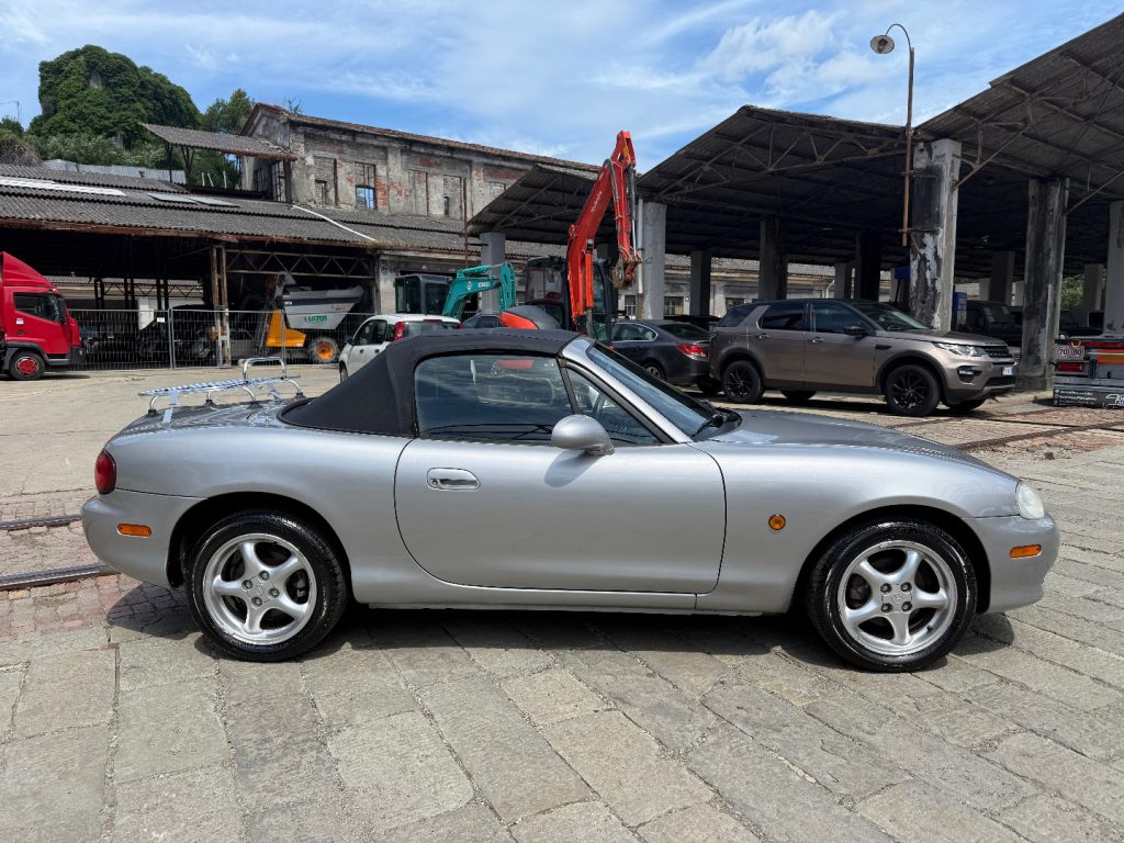 MAZDA MX-5 1.6i 16V cat - 8