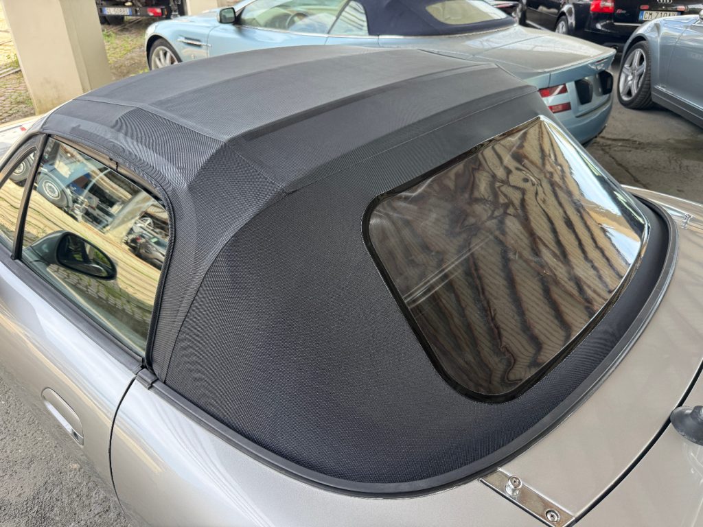 MAZDA MX-5 1.6i 16V cat - 20