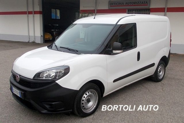 FIAT Doblo Bianco pastello