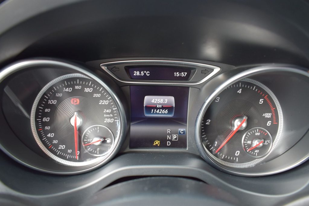 MERCEDES-BENZ GLA 200 GLA 200 d Automatic 4Matic Premium AMG PACK - 14