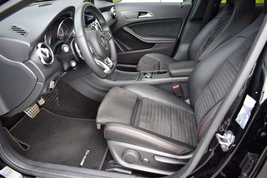 MERCEDES-BENZ GLA 200 GLA 200 d Automatic 4Matic Premium AMG PACK - 15