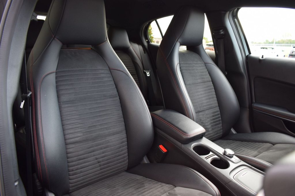 MERCEDES-BENZ GLA 200 GLA 200 d Automatic 4Matic Premium AMG PACK - 18