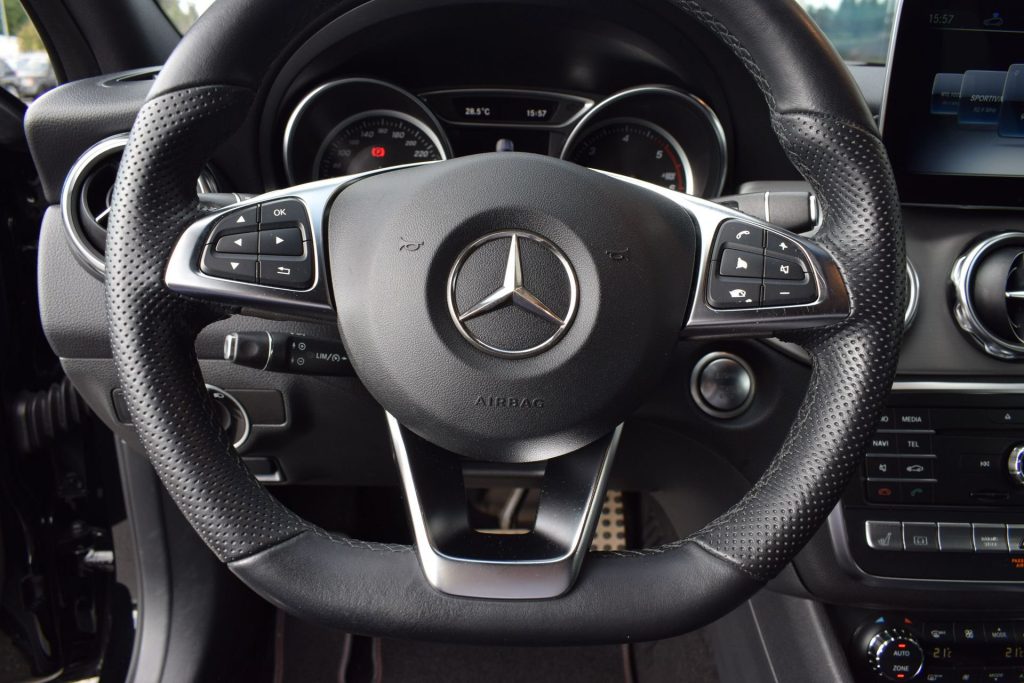MERCEDES-BENZ GLA 200 GLA 200 d Automatic 4Matic Premium AMG PACK - 10