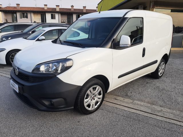 FIAT Doblo Bianco pastello